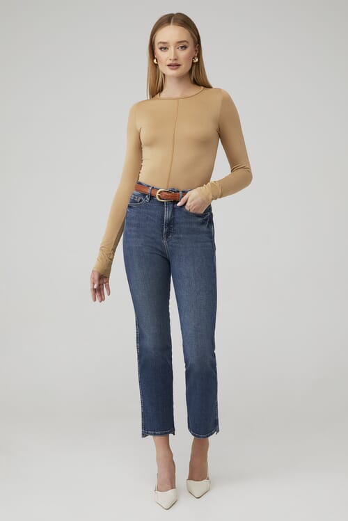 Good American Good Curve Straight Baby Step Jeans In Indigo522