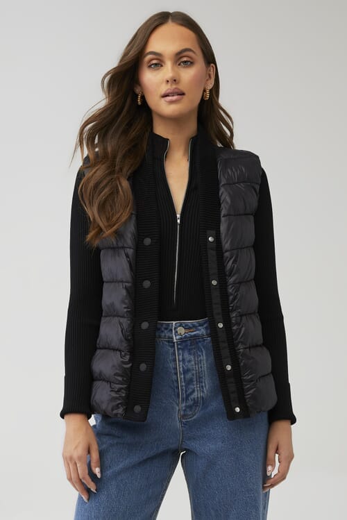 Stay warm in style with the black Colwyn Combo Boxy Gilet from Varley - your ultimate outerwear.