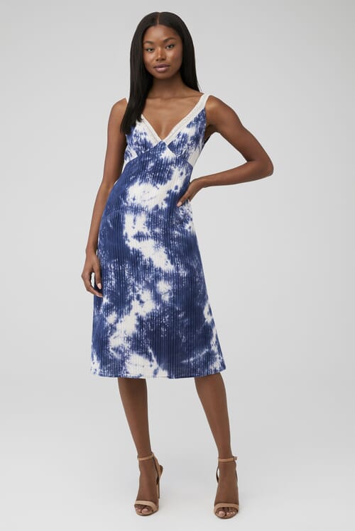 Show Me Your Mumu | Maggie Maxi Dress in Groovy Blooms| FashionPass