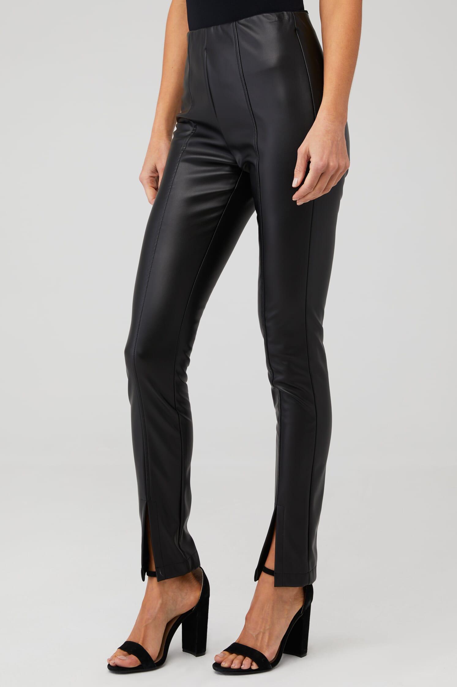Steve Madden | Anastasia Legging in Black | FashionPass