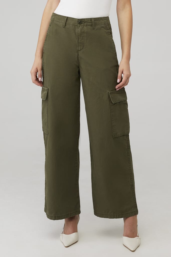 LEVI'S | Baggy Cargo in Olive Night| FashionPass