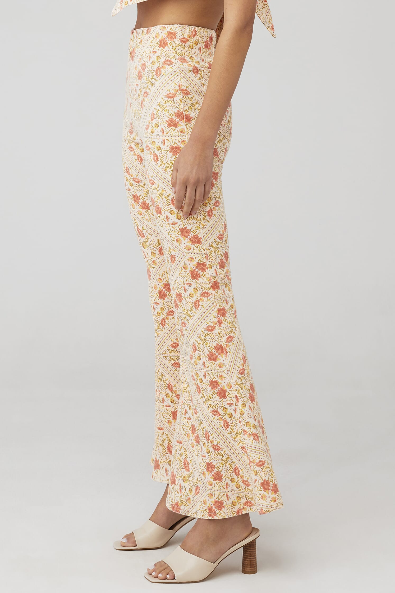 Show Me Your Mumu Belmont Pull On Trouser in Patchwork Paisley