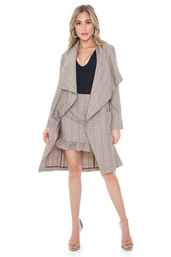 Cupcakes and Cashmere | FashionPass