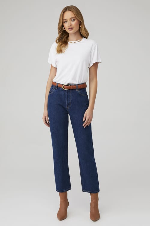 CLASSIC STRAIGHT ANKLE JEAN