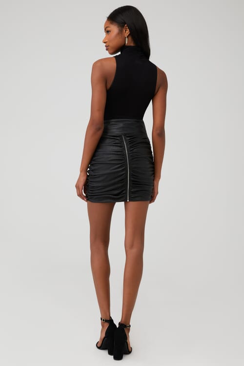 【関税&送料込】For Love & Lemons Skirts Black For Love & Lemons | Dillon Mini Skirt in Black| FashionPass