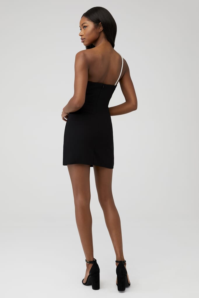 Cocktail Dresses for Women | FashionPass
