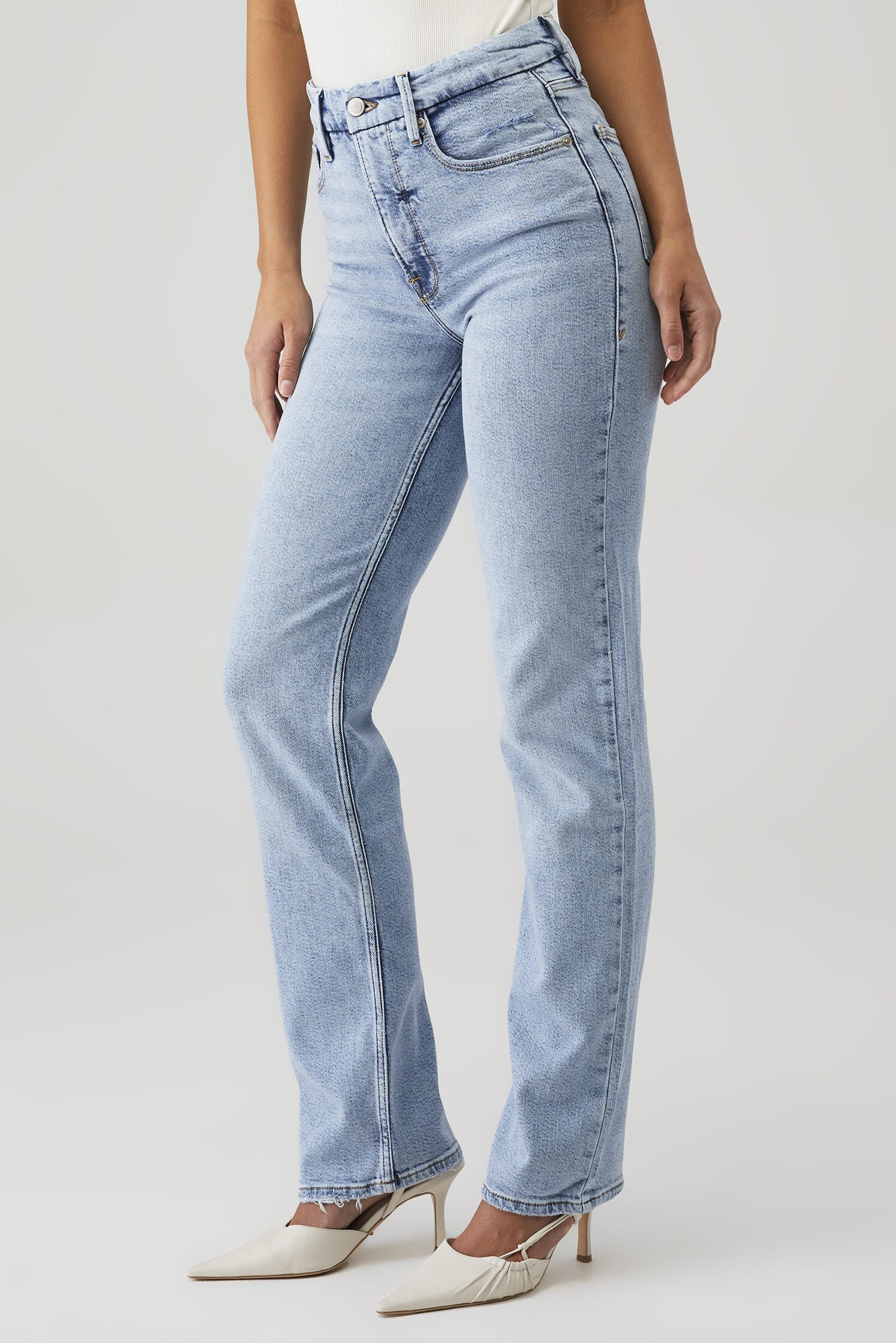 Good American Good Icon Jeans in Indigo606| FashionPass