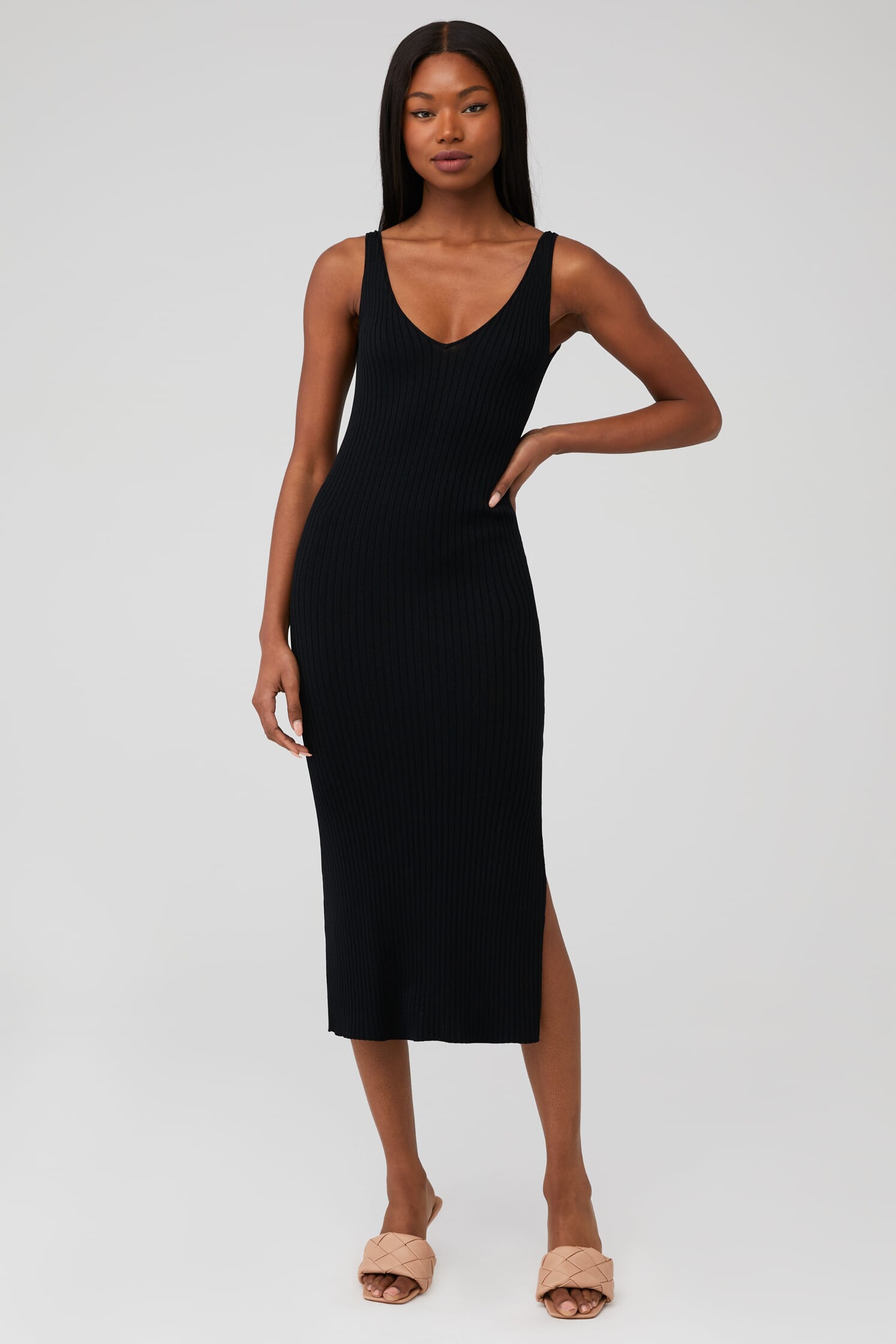 Line & Dot | Hall Sweater Dress in Black| FashionPass