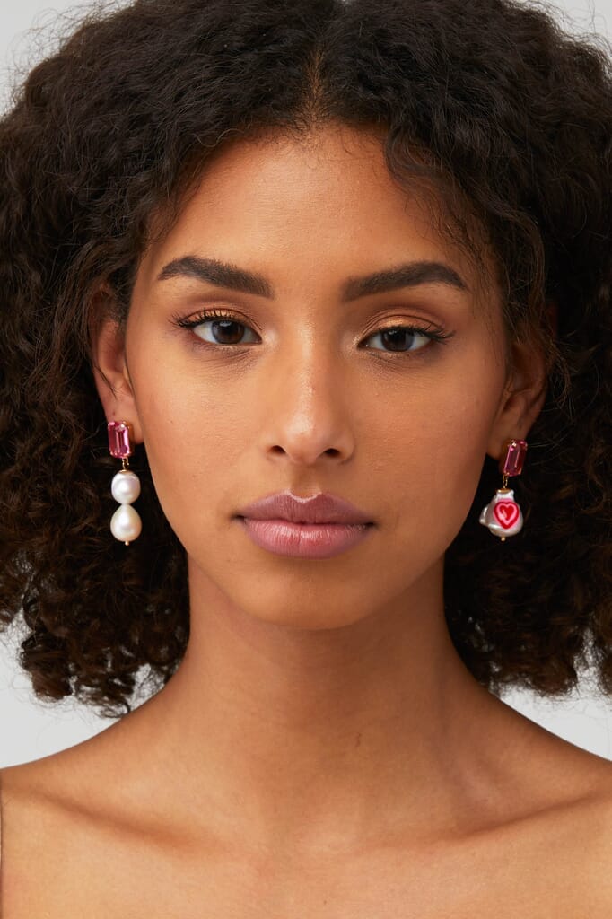 [Rita monica] TWICEダヒョン着用☆PEBBLE HEART 2 WAY EARRINGS jp.ktown4u.com : [RITA MONICA] PEBBLE HEART 2 WAY EARRINGS