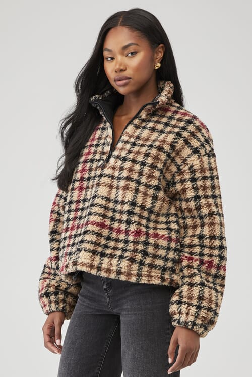 BEACH RIOT | Leona Sherpa in Midnight Houndstooth| FashionPass