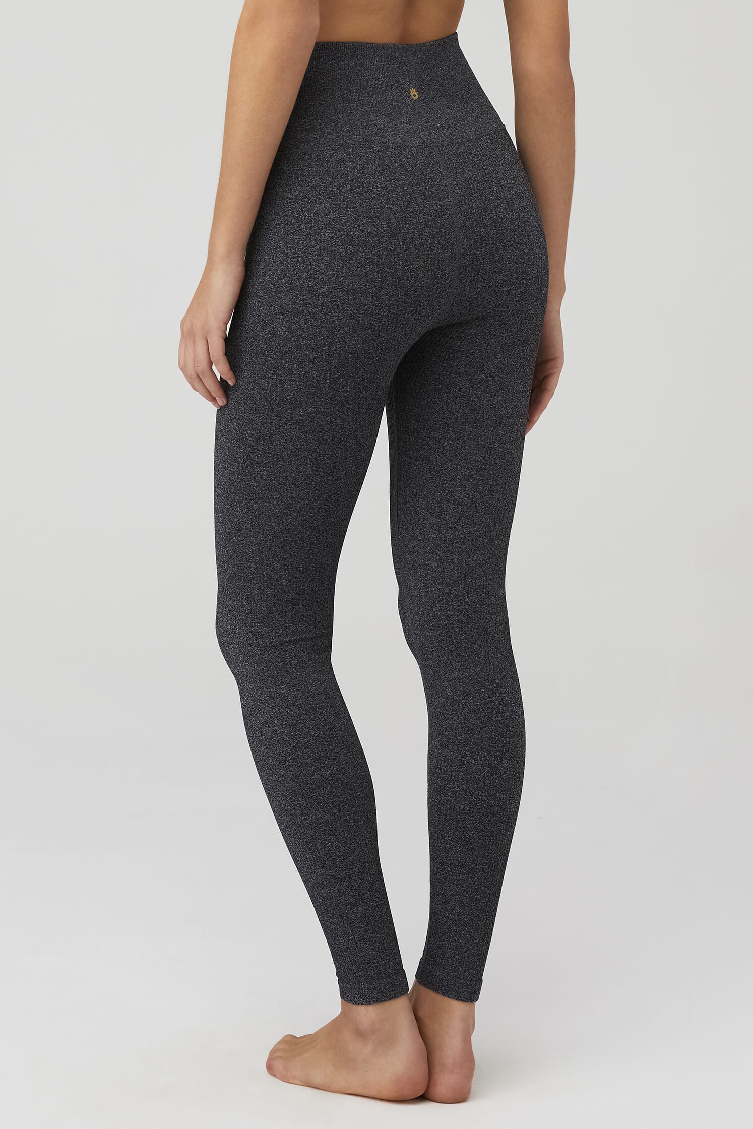 https://images.fashionpass.com/products/love-sculpt-heather-seamless-legging-spiritual-gangster-heather-charcoal-cd7-3.jpg?profile=a
