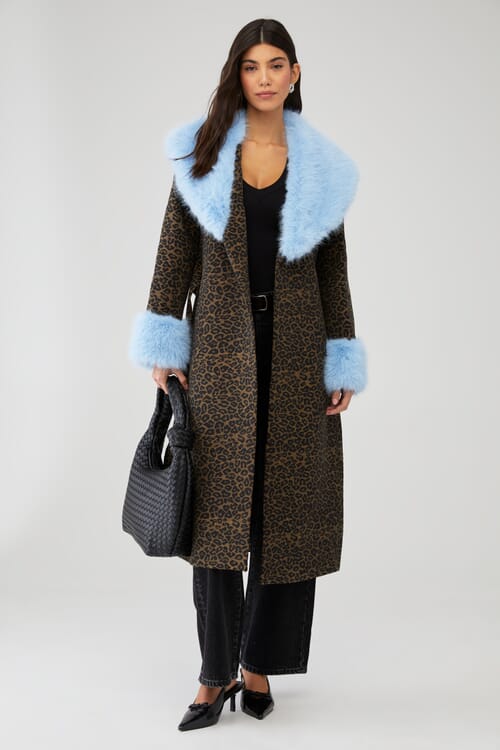 Être Aimé | X Unreal Fur Luxe Leopard Coat in Leopard/Baby Blue