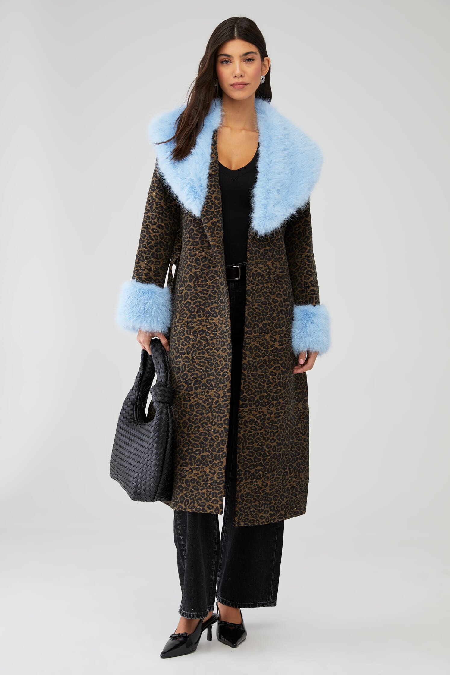 Être Aimé | X Unreal Fur Luxe Leopard Coat in Leopard/Baby Blue 
