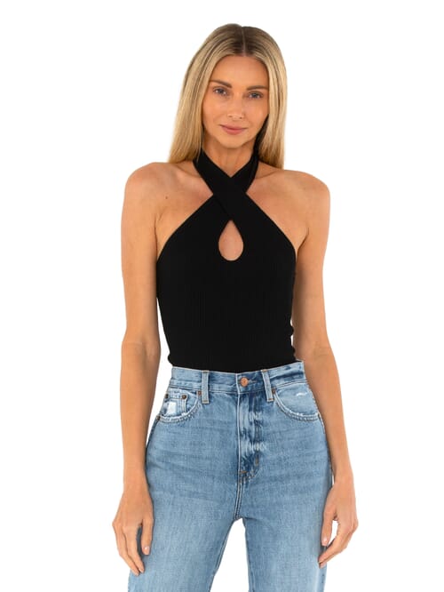 camisa escotada