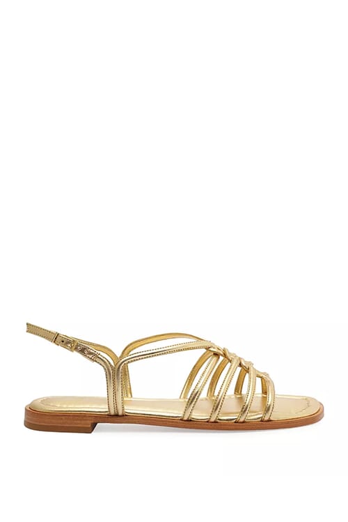 Schutz | Octavia Flat Sandal in Ouro| FashionPass