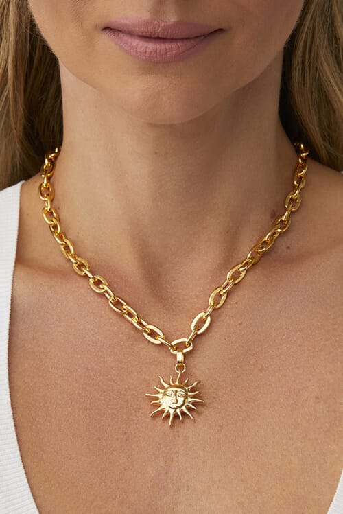 joolz by Martha Calvo | Radiance Necklace in Gold| FashionPass
