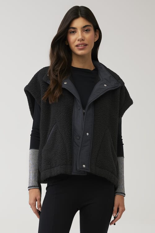 Free People | Scout It Out Fleece Vest in Black| FashionPass