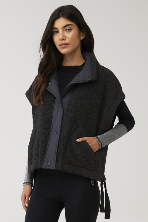 Free People | Scout It Out Fleece Vest in Black| FashionPass