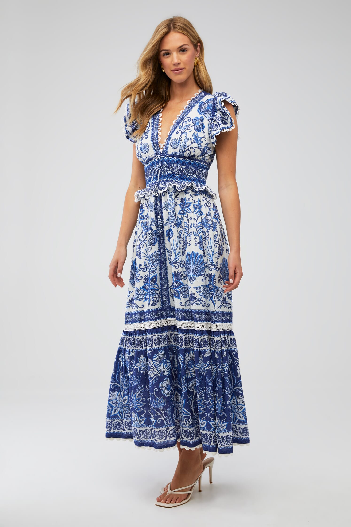 FARM RIO | Shell Garden Off-White Maxi Dress in Shell Garden Off-White |  FashionPass