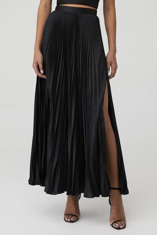 AMUR | Sofie Pleated Skirt in Black| FashionPass