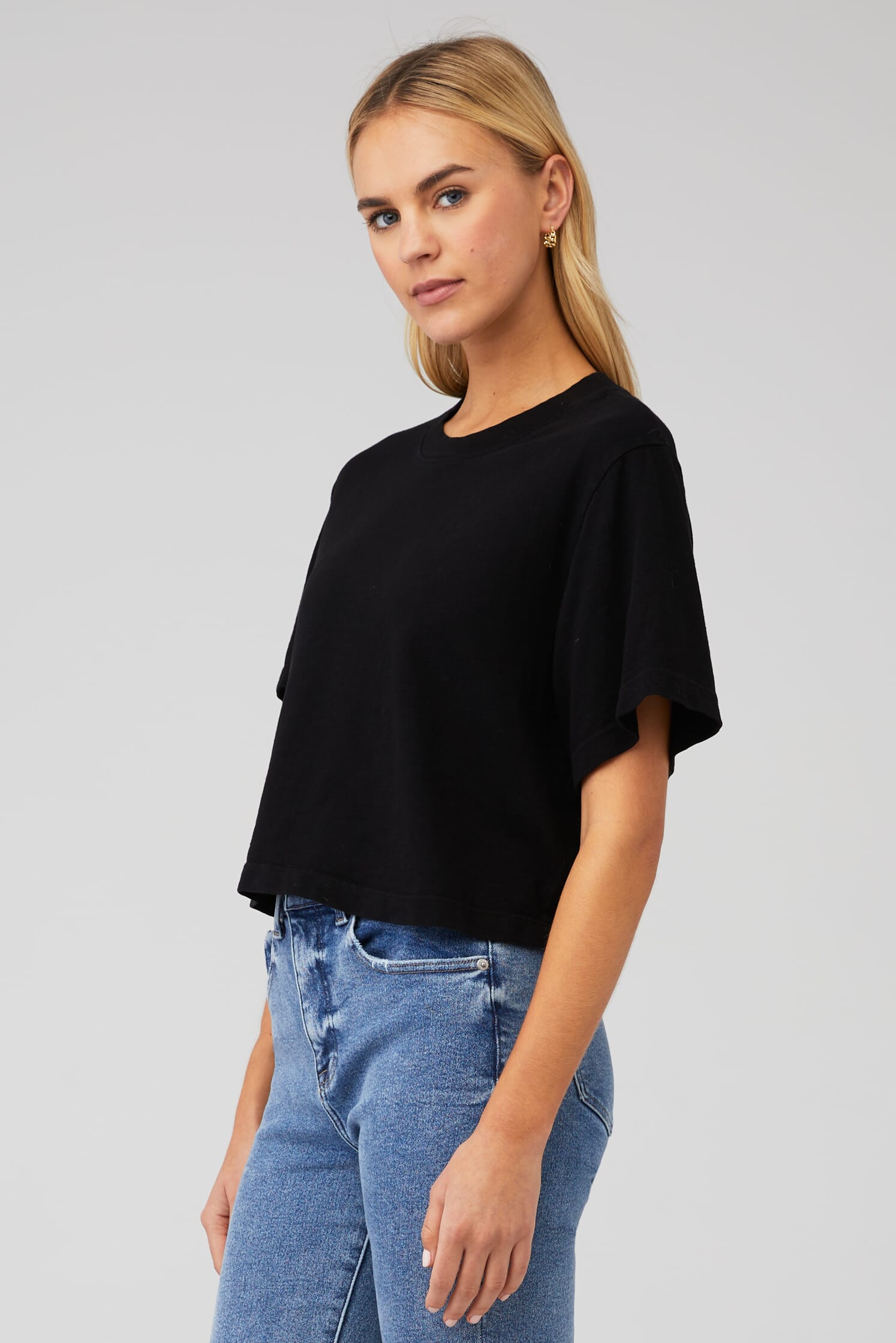 COTTON CITIZEN Tokyo Crop Tee in Black FashionPass