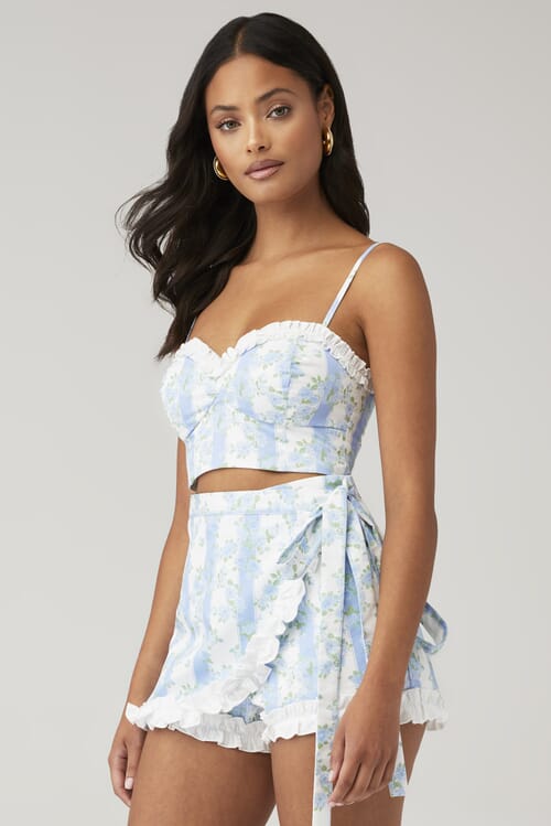 Floral Tops for Women | FashionPass