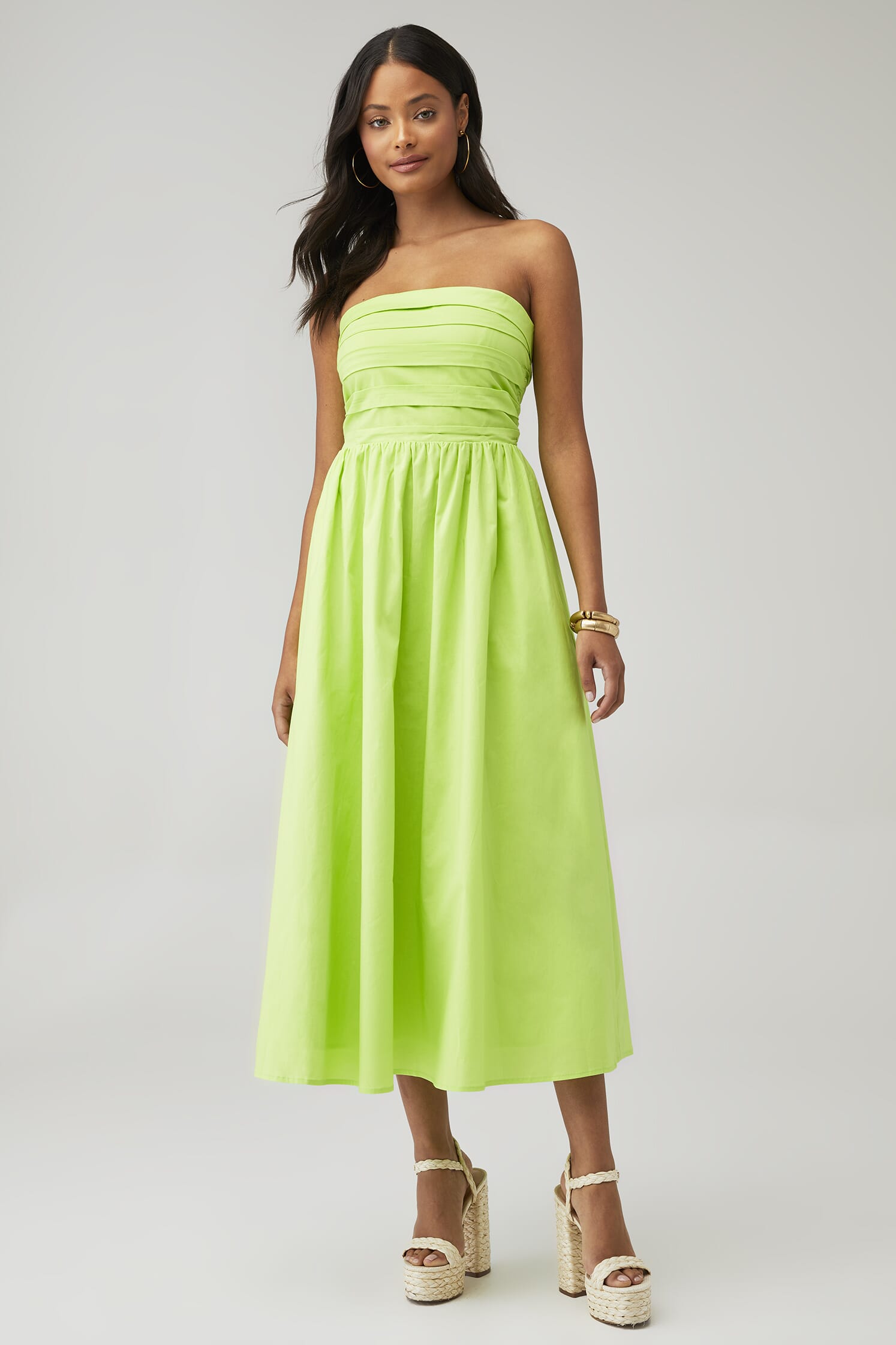 WAYF | X Fashionpass Strapless Midi Dress in Green| FashionPass